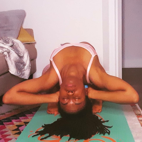 Meet your Posher, Mercy - Picture 7 of 7